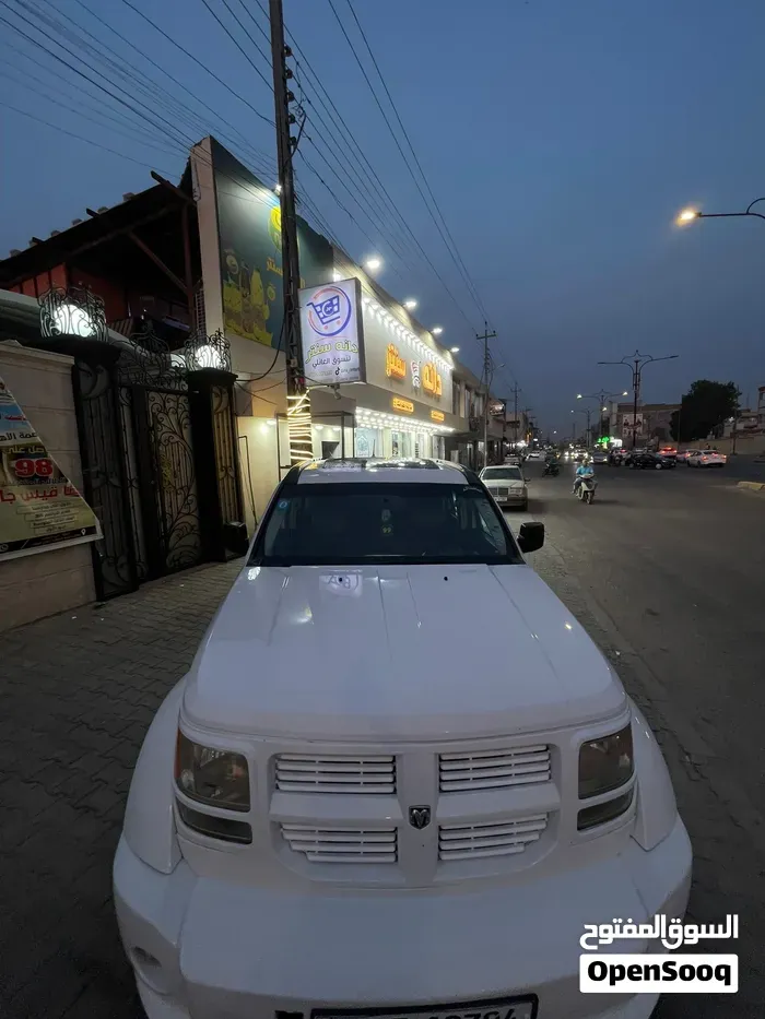 Dodge Nitro 2011 photo 2