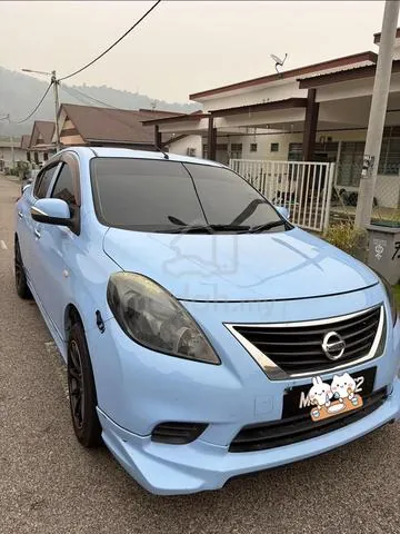 Nissan Almera