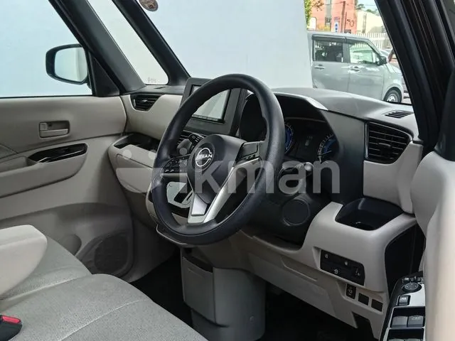 Nissan Roox 2024 photo 3