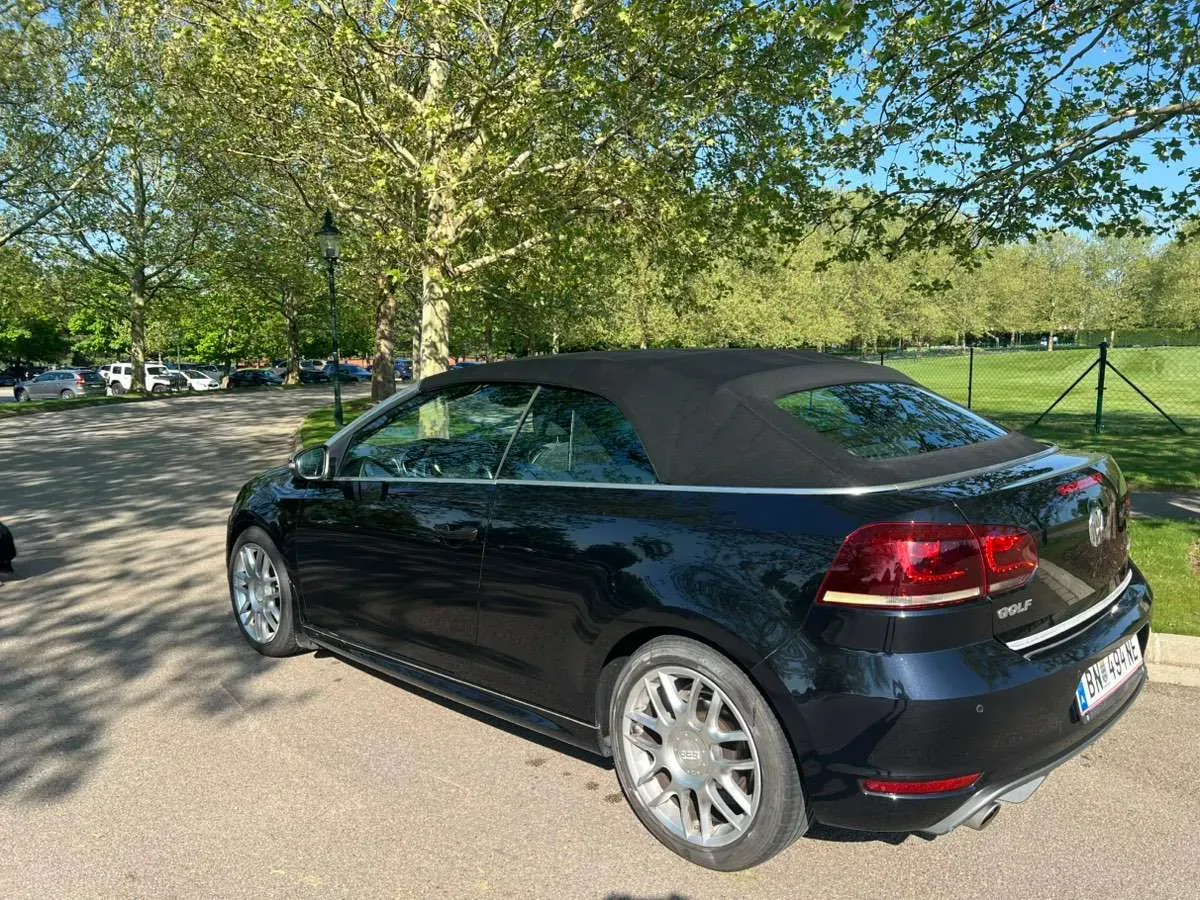 Volkswagen Golf 2011 photo 2