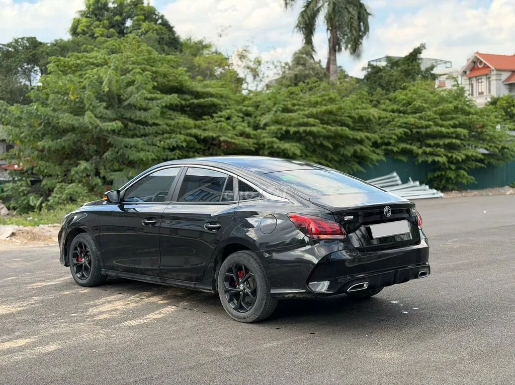 MG Mg5 2022 photo 3