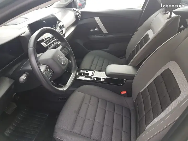 Citroen C4 2025 photo 5