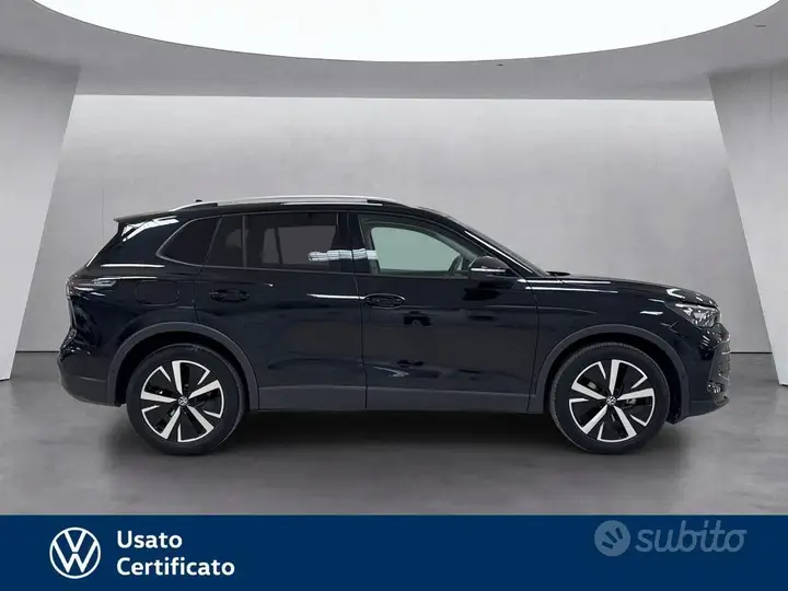 Volkswagen Tiguan 2024 photo 3