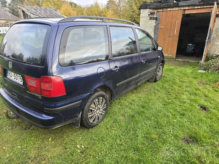 Seat Alhambra 2001 photo 3