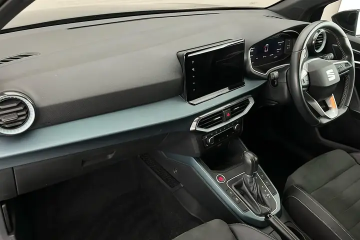 Seat Arona 2024 photo 2