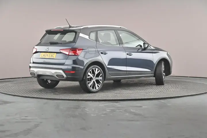 Seat Arona 2024 photo 4