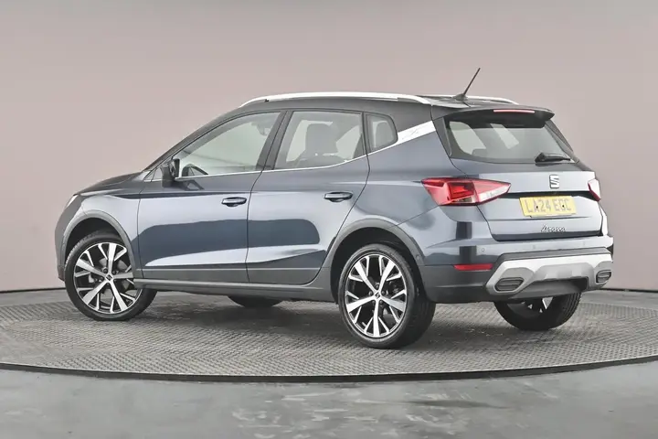 Seat Arona 2024 photo 3