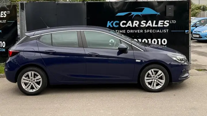 Vauxhall Astra 2016 photo 4