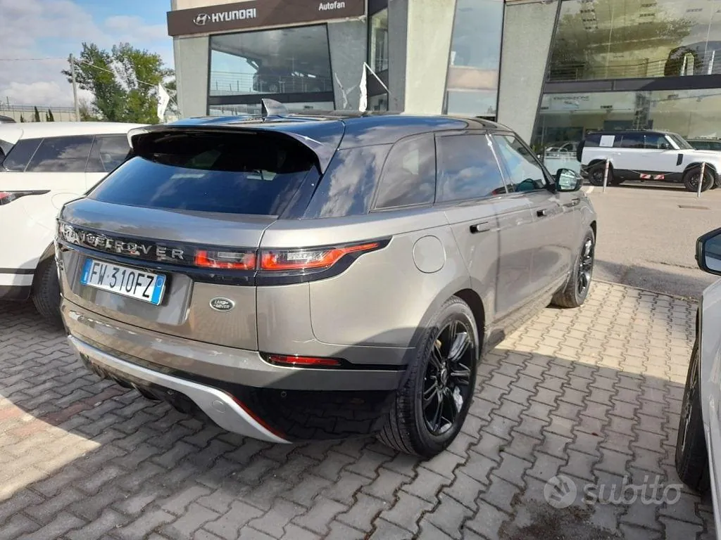 Land Rover Range Rover Velar 2019 photo 3