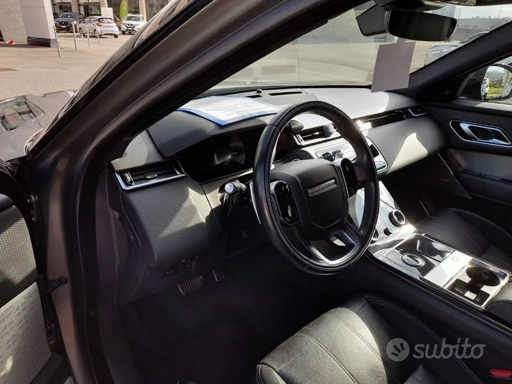 Land Rover Range Rover Velar 2019 photo 5
