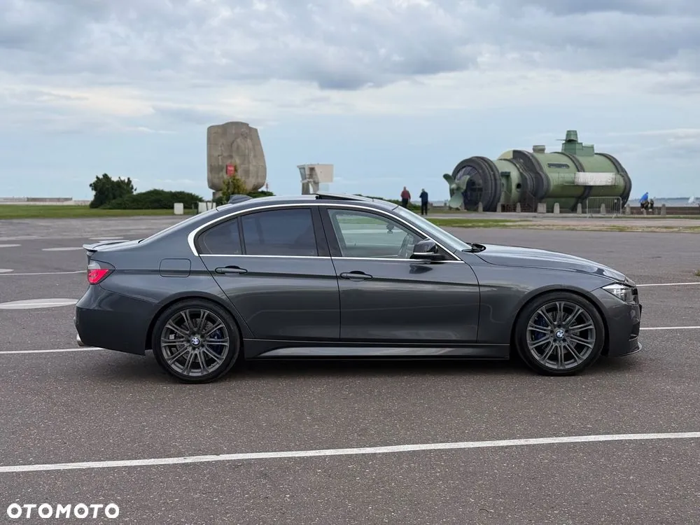 BMW Seria 3 2017 photo 4