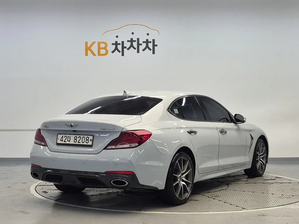 Genesis G70 2018 photo 3