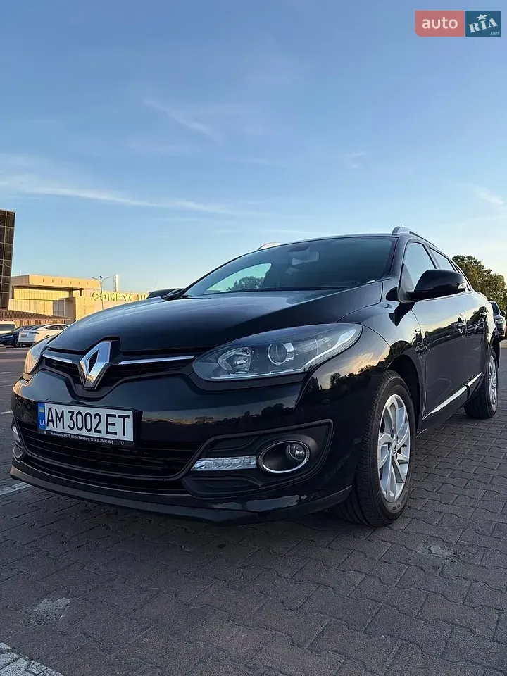 Renault Megane 2015 photo 2