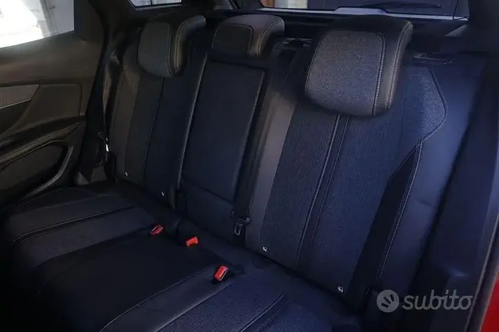 Peugeot 3008 2019 photo 3