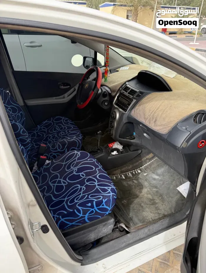 Toyota Yaris 2009 photo 4