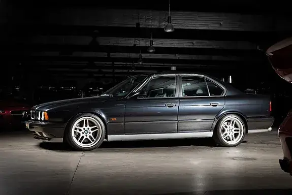 BMW M5 1995 photo 2