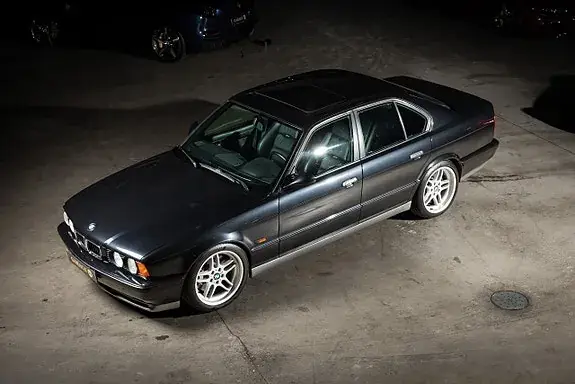 BMW M5 1995 photo 3