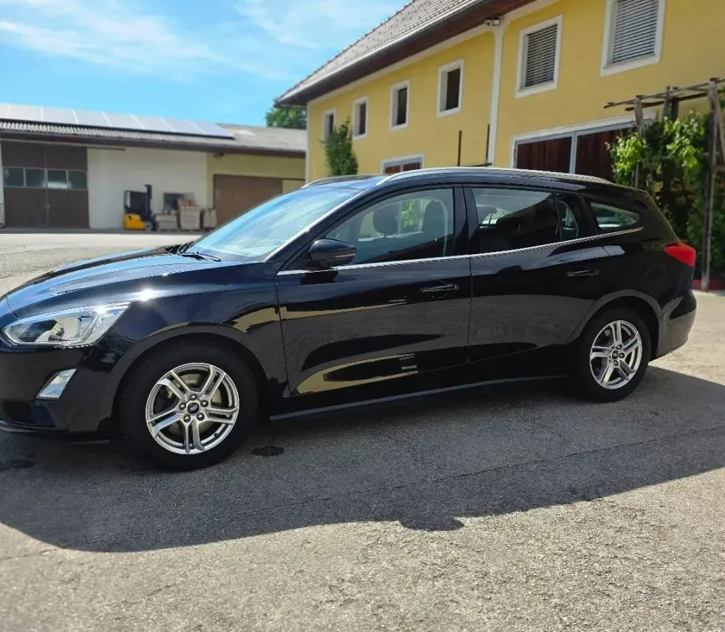 Ford Focus 2019 photo 3