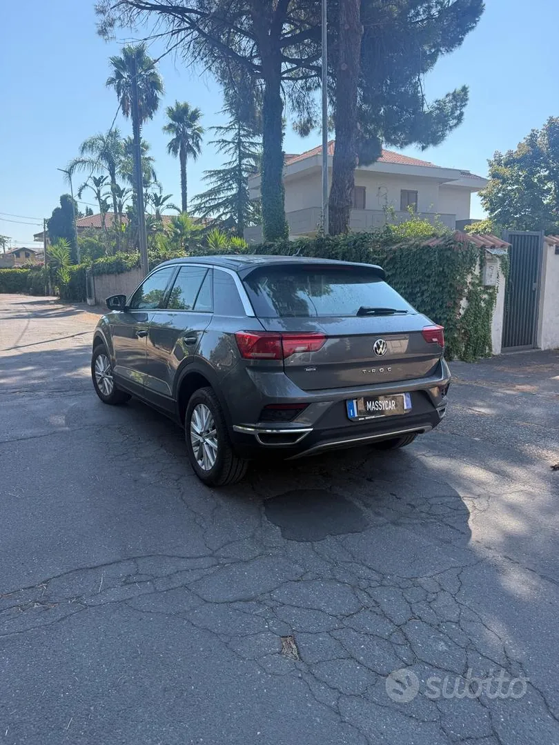 Volkswagen T-Roc 2020 photo 4