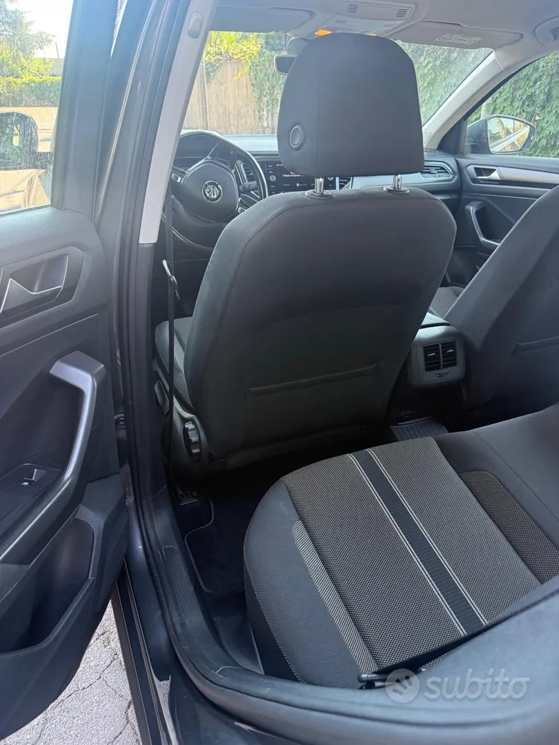 Volkswagen T-Roc 2020 photo 5