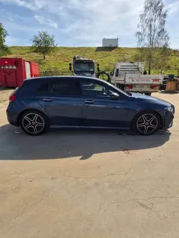 Mercedes-Benz A