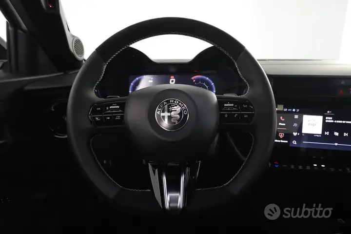 Alfa Romeo Junior 2026 photo 5