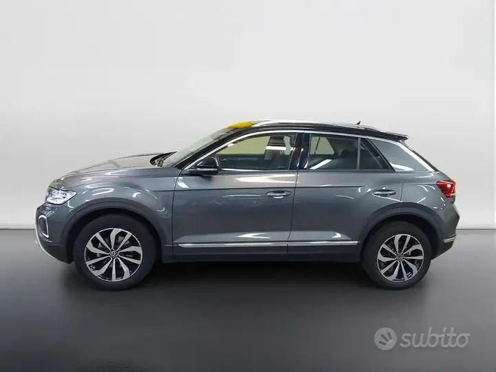 Volkswagen T-Roc 2023 photo 3