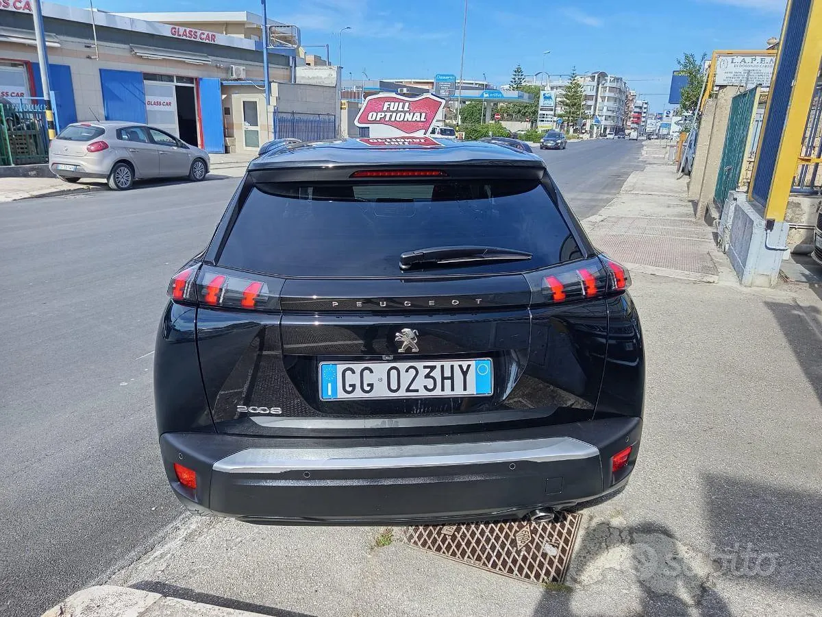 Peugeot 2008 2021 photo 5