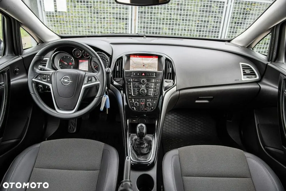 Opel Astra 2015 photo 5