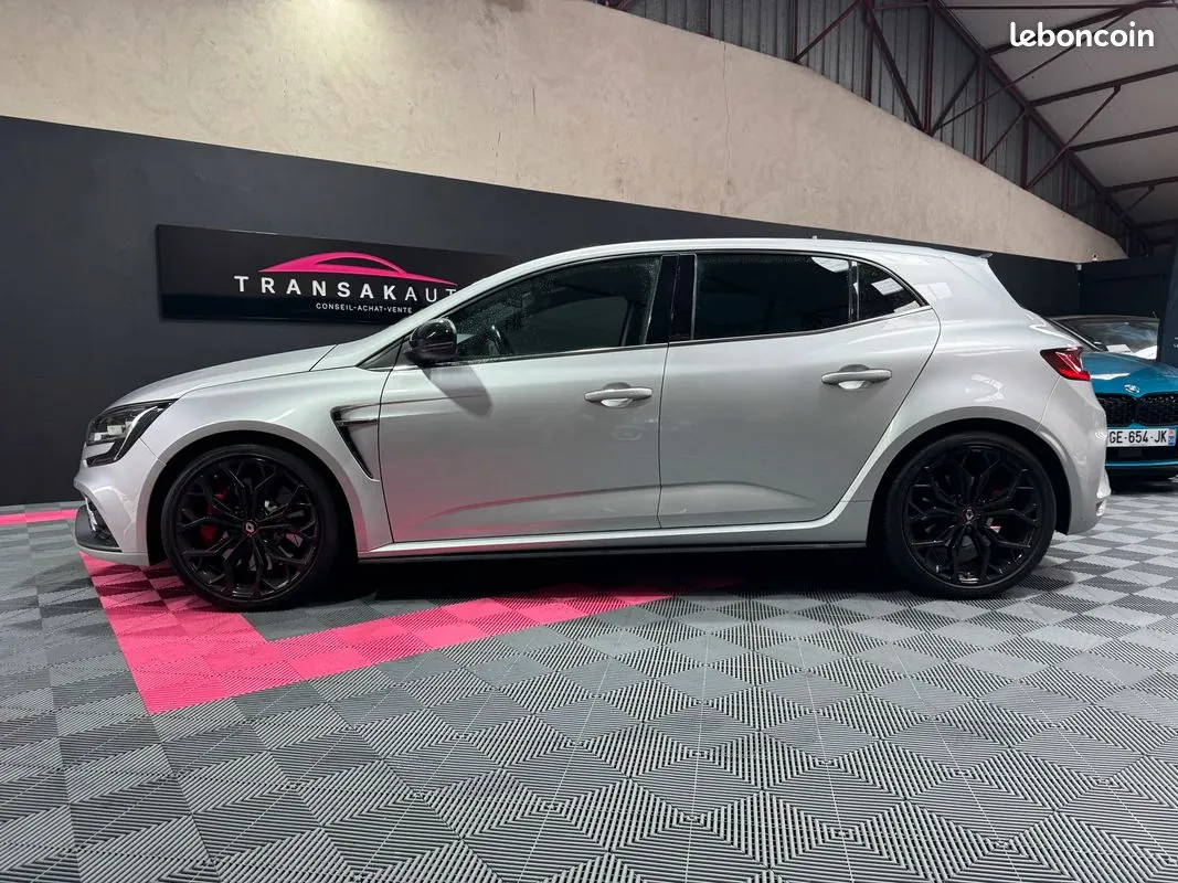 Renault Megane 2018 photo 2
