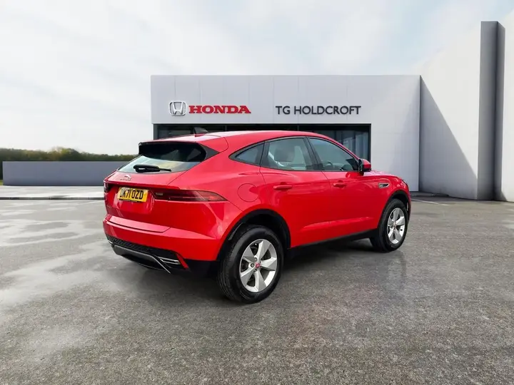 Jaguar E-Pace 2021 photo 5