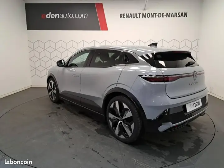 Renault Megane 2023 photo 3