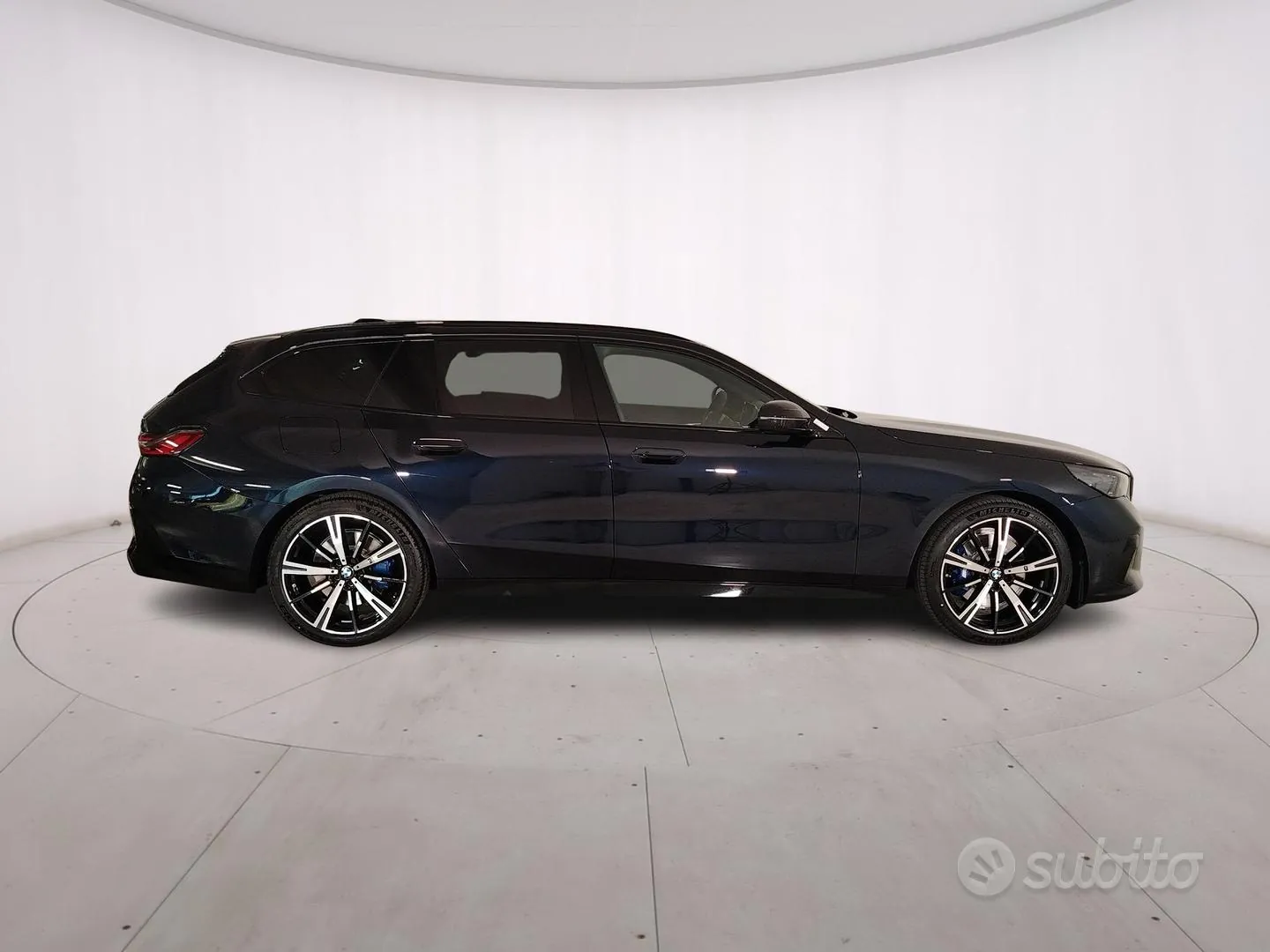 BMW 5 Series 2024 photo 4