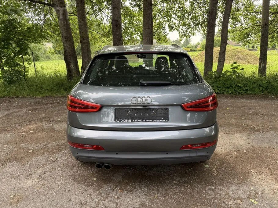 Audi Q3 2012 photo 4