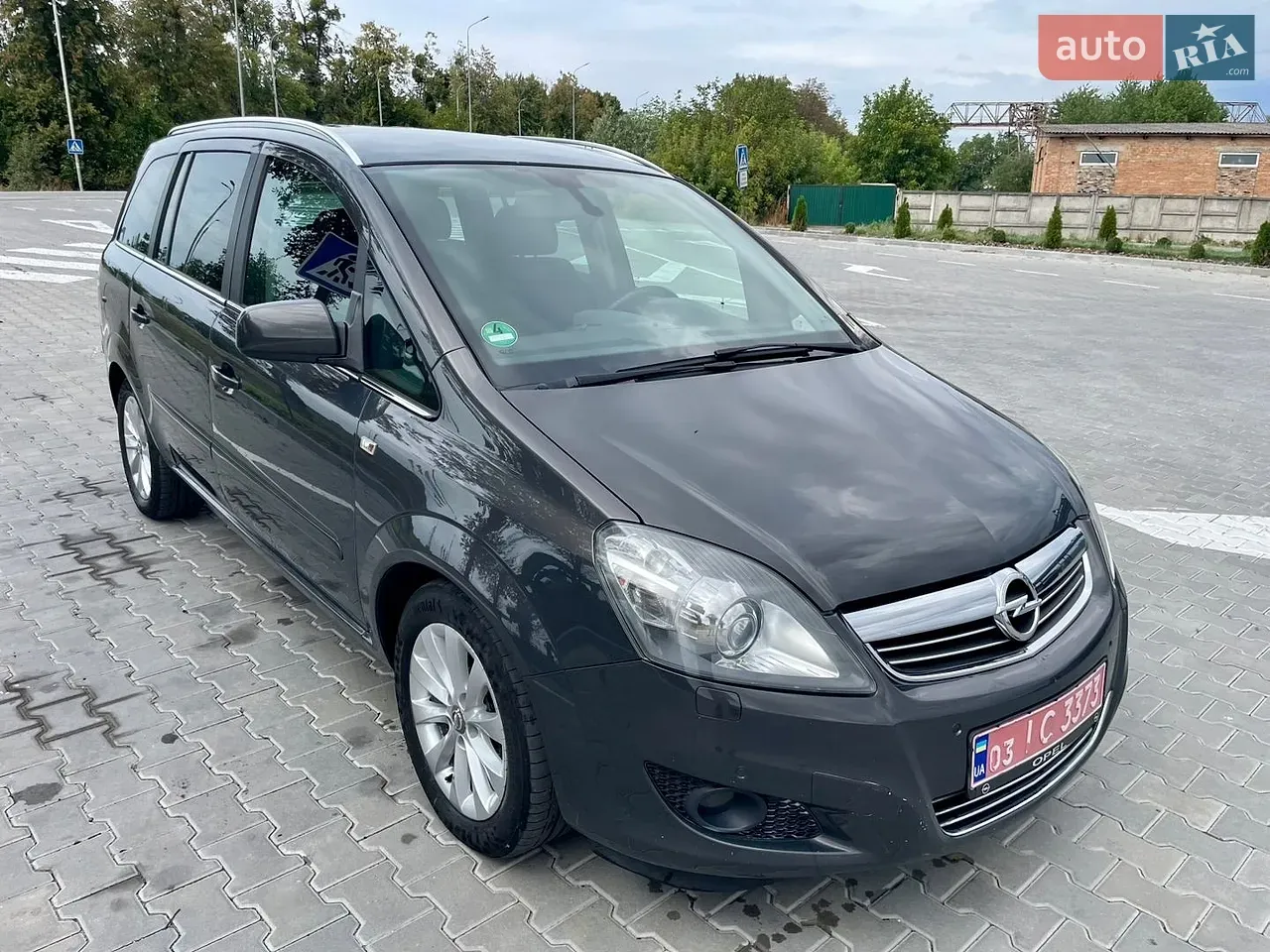 Opel Zafira 2014 photo 2