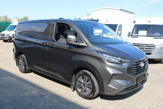 Ford Transit Custom 300S 2024 photo 3