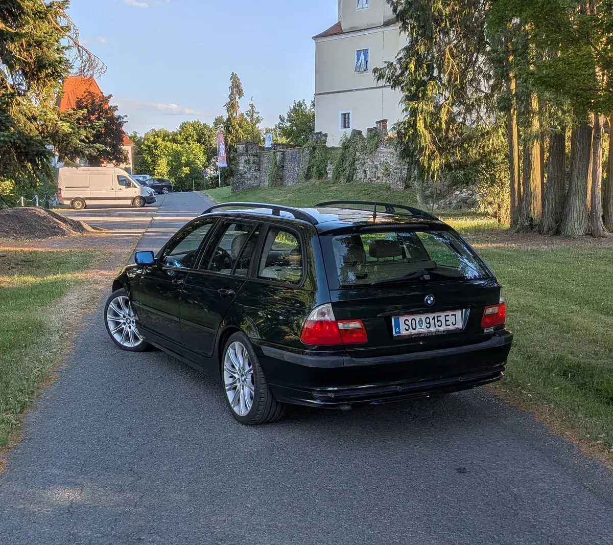 BMW 3 Series 2005 photo 2