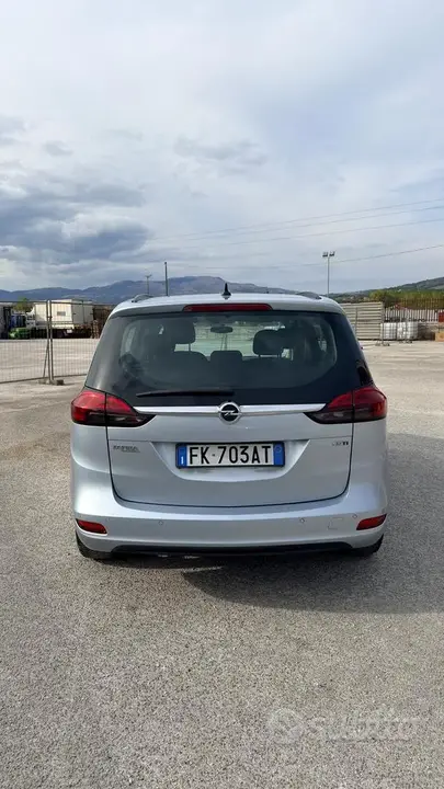 Opel Zafira 2015 photo 4