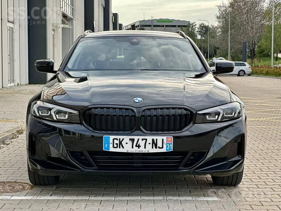 BMW 318 2022 photo 3