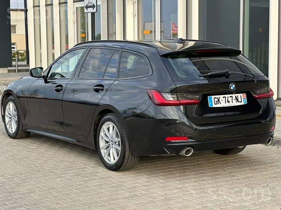 BMW 318 2022 photo 5