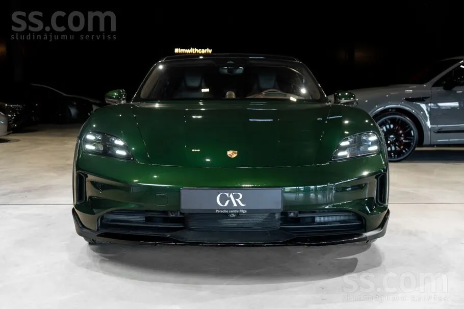 Porsche Taycan 2024 photo 2