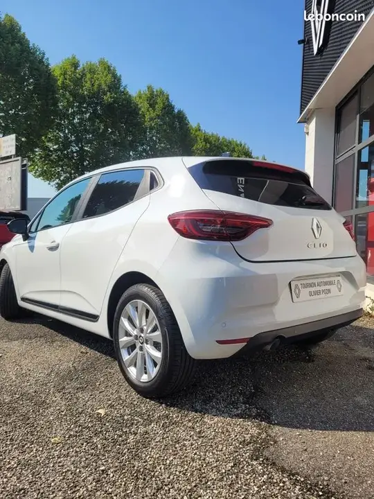 Renault Clio 2023 photo 5