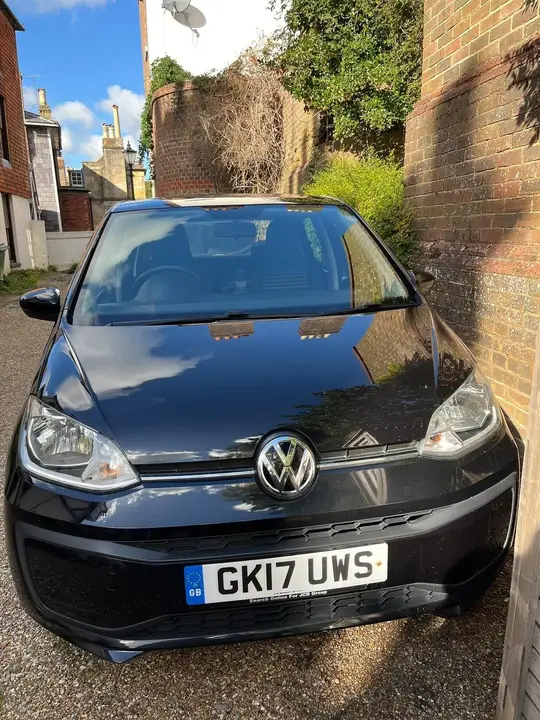 Volkswagen Up 2017 photo 2