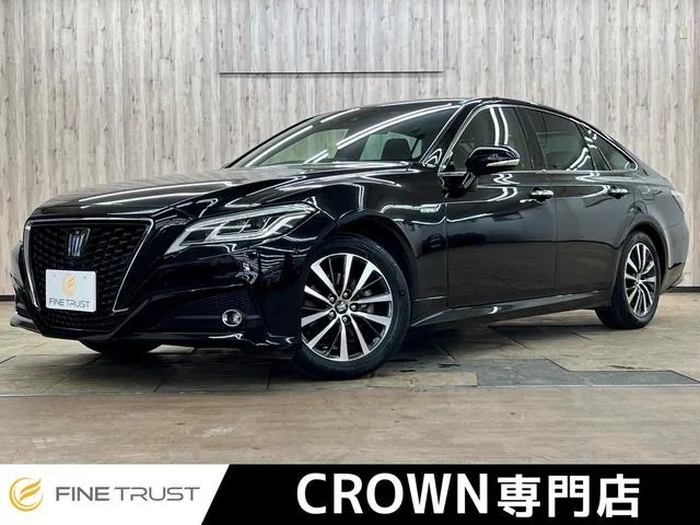 Toyota Crown Hybrid