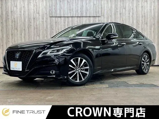 Toyota Crown Hybrid