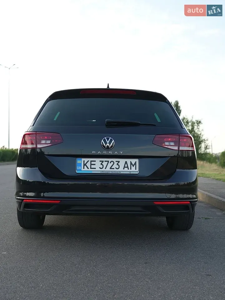 Volkswagen Passat 2021 photo 4