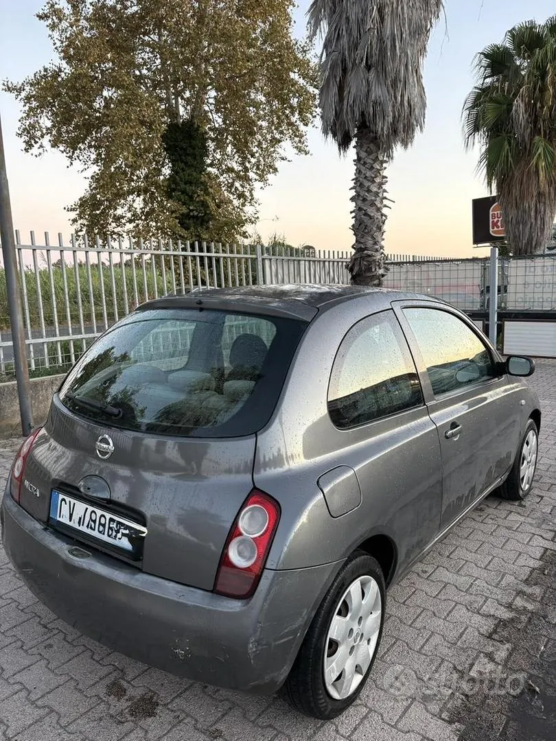 Nissan Micra 2005 photo 2