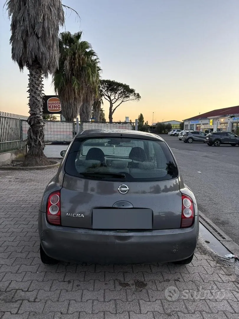 Nissan Micra 2005 photo 4