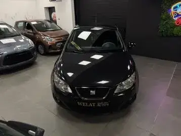 Seat Ibiza 2011 photo 2