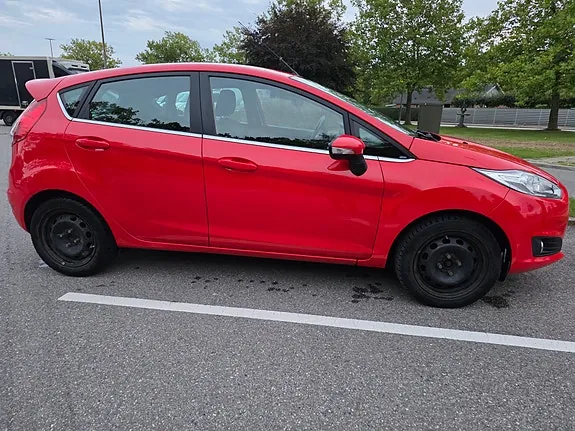 Ford Fiesta 2014 photo 4